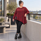 Langarmshirt aus flauschigem Feinstrick in Rot/Braun mit asymmetrischem Zipfelsaum