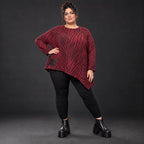 Feinstrickshirt in Rot/Schwarz mit asymmetrischem Zipfelsaum aus weichem Flauschgarn
