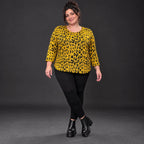Flauschiges Feinstrickshirt in Gelb/Schwarz mit aufgesetzten Taschen für kalte Wintertage