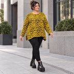 Weiches Langarmshirt aus flauschigem Feinstrick in Gelb/Schwarz mit ausgestellter A-Linie