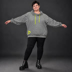 Hoody in Gelb/Schwarz/Weiß aus weichem Stretchjersey mit gerafften Ärmeln und Tunnelzug