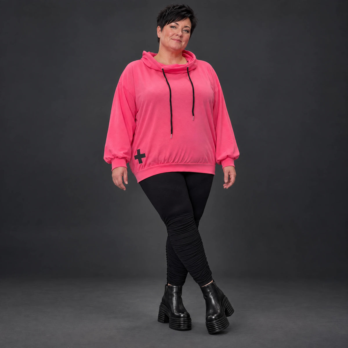 Hoodie in leuchtendem Pink aus weichem Stretchjersey mit Kapuze und gerader Schnittform
