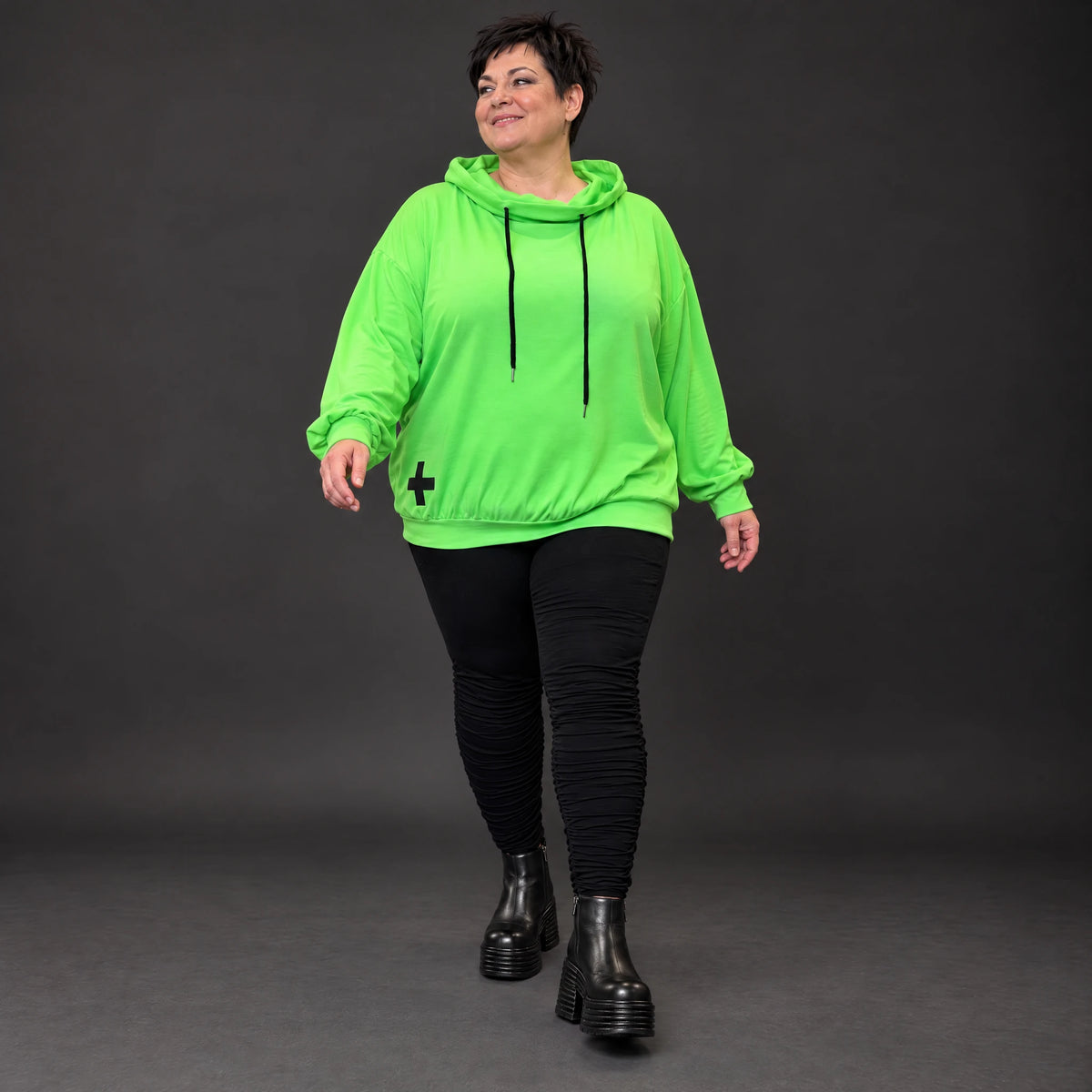 Grüner Hoody aus weichem Baumwolljersey mit Stretch Kapuze und gerader Schnittform