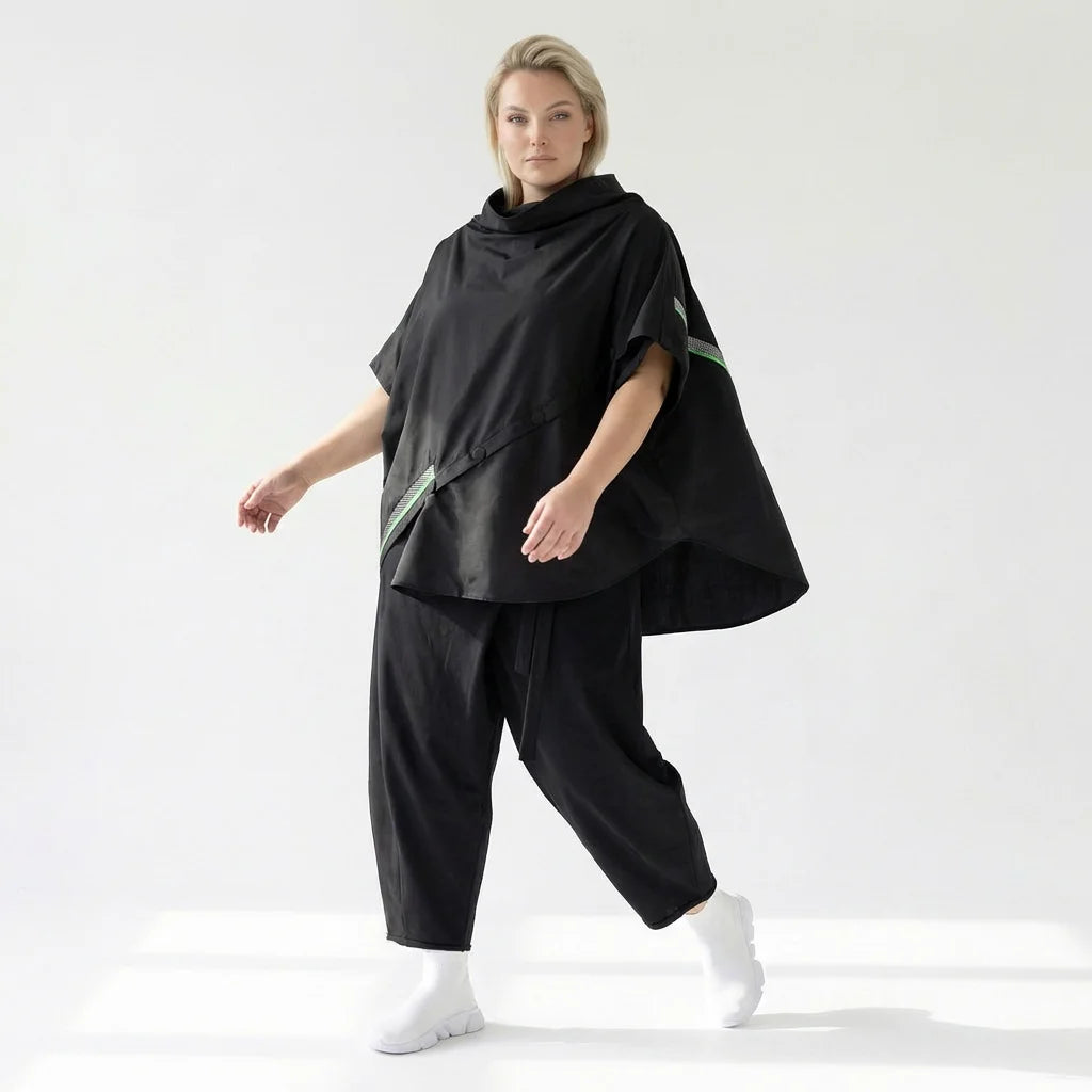 Schwarze Oversize-Hose mit Lagenoptik und Bindeband aus weichem French Terry