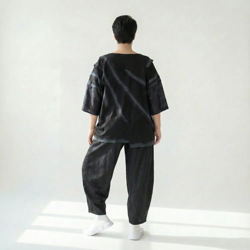 Schwarze Oversizebluse A-Formschnitt aus FrenchTerry mit abstraktem Streifenmuster 34Arm