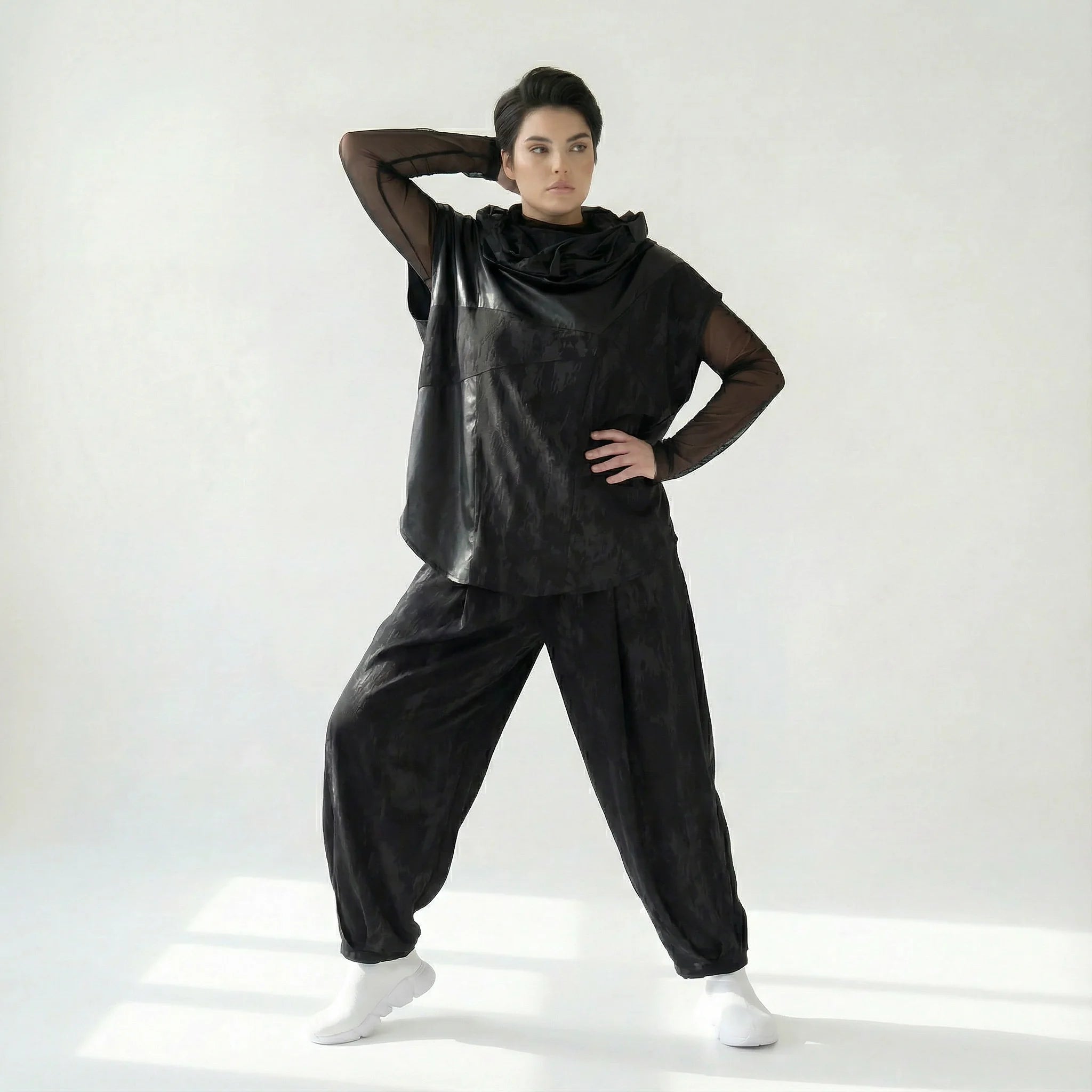 2-teiliges Oversize-Oberteil mit Mesh-Shirt und Slinky-Weste im Avantgarde-Look