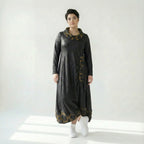 A-Form Kleid Lederimitat Damen Oversize Übergang Caraclan Design Modeare Avantgarde Look
