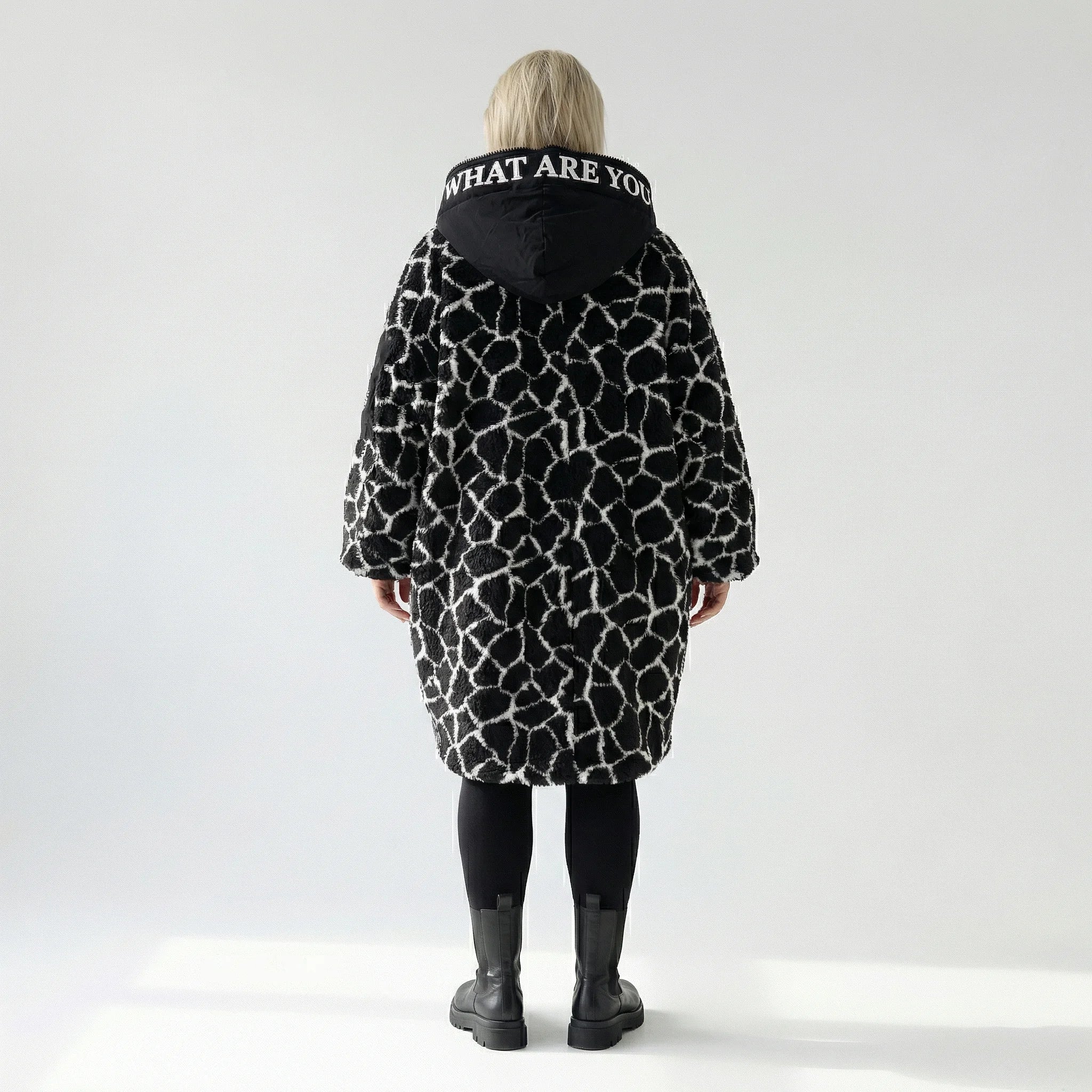 Oversize Ballonjacke Plüsch Übergang Softshell Damen H4 Fashion bei Modeare Avantgarde Lagenlook