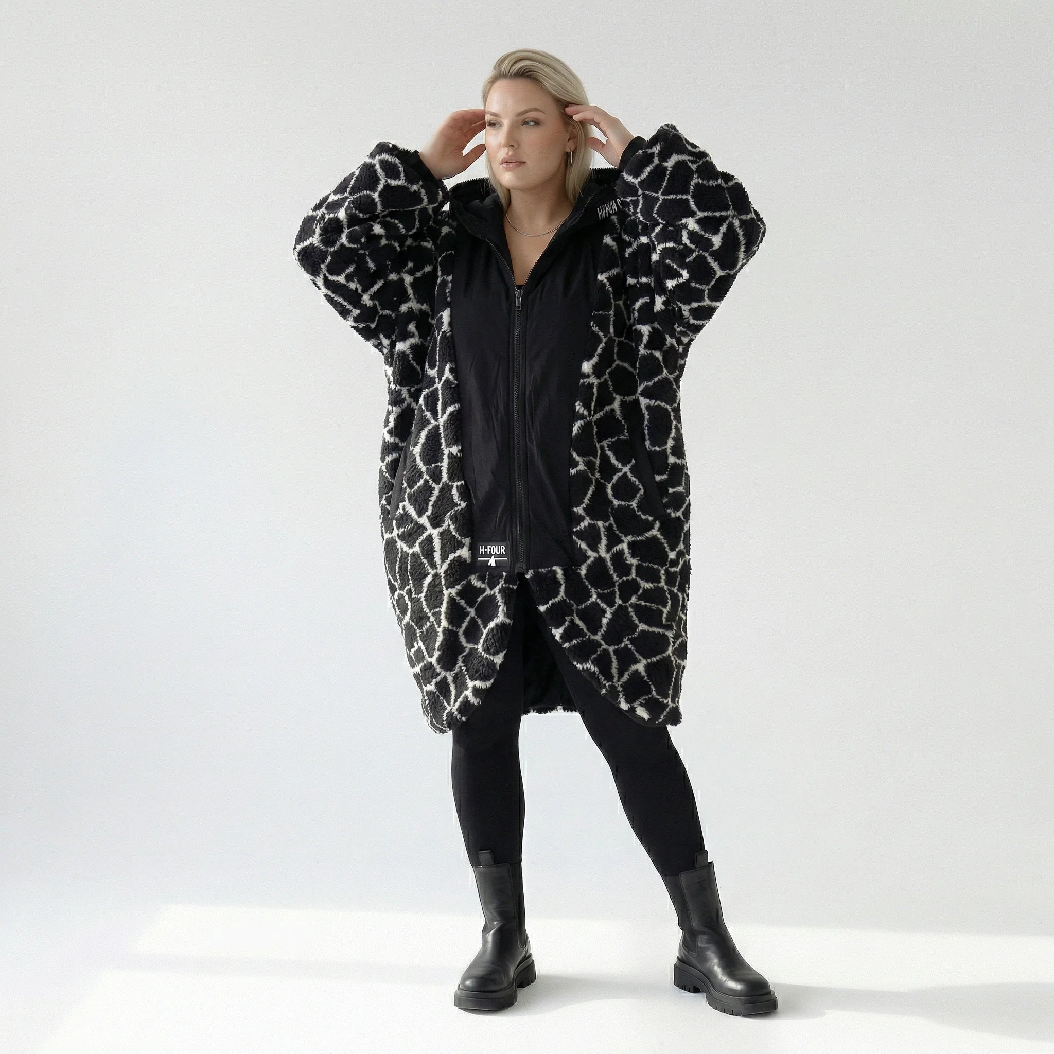Oversize Ballonjacke Plüsch Übergang Softshell Damen H4 Fashion bei Modeare Avantgarde Lagenlook