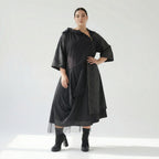 Oversize Avantgarde Kleid mit Tülllagen A Form Übergang H4 Fashion kuratiert bei Modeare
