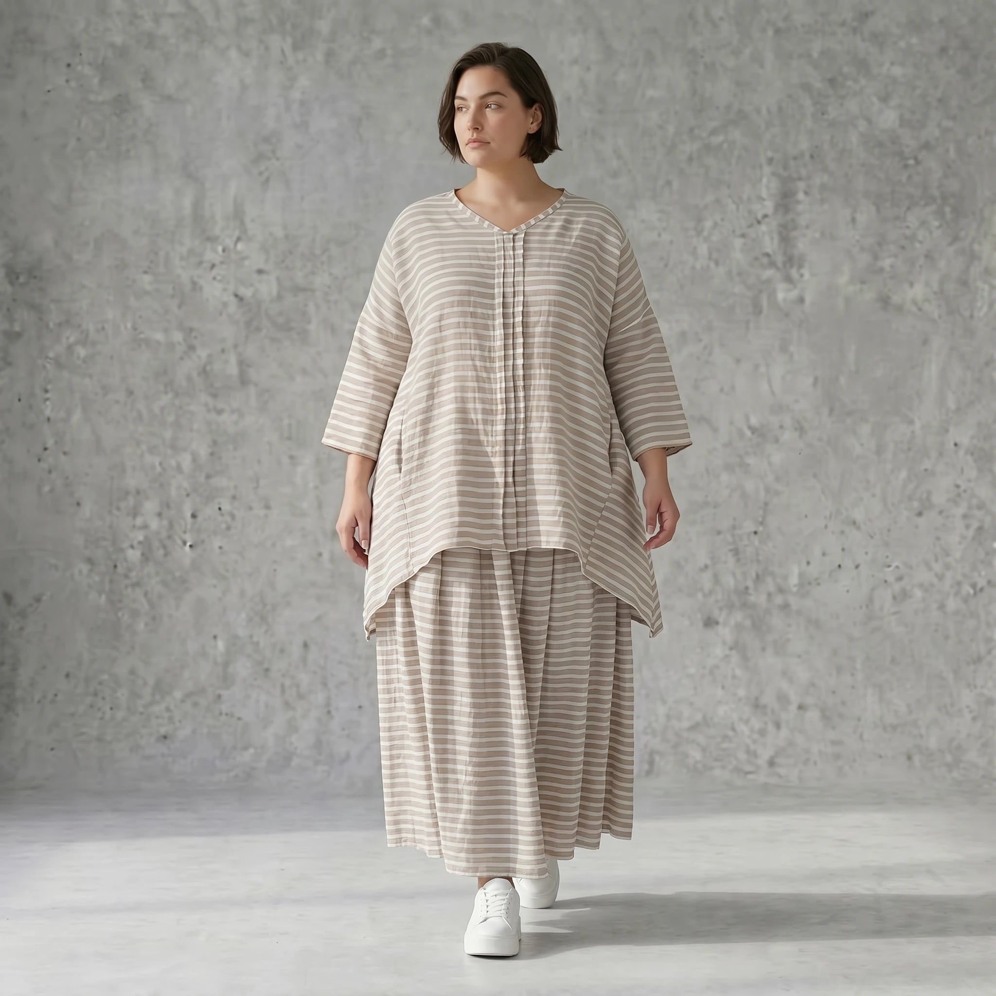AKH Fashion Big Shirt in Leinen Optik gestreift Oversize Damen Sommerlook Sand Weiß bei Modeare Frankreich