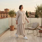 AKH Fashion Big Shirt in Leinen Optik gestreift Oversize Damen Sommerlook Sand Weiß bei Modeare Frankreich