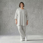 Damen Streifenhose aus Jersey mit weitem Bein Sommer Hose aus Viskose Mix AKH Fashion exklusiv bei Modeare bequem und leicht