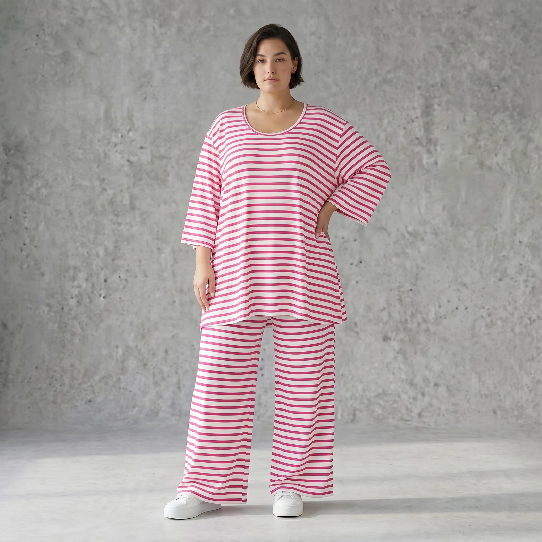 Weite Streifen Hose aus Jersey in Weiß Fuchsia Sommermode weich und bequem - AKH Fashion bei Modeare aus Frankreich