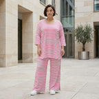 Weite Streifen Hose aus Jersey in Weiß Fuchsia Sommermode weich und bequem - AKH Fashion bei Modeare aus Frankreich