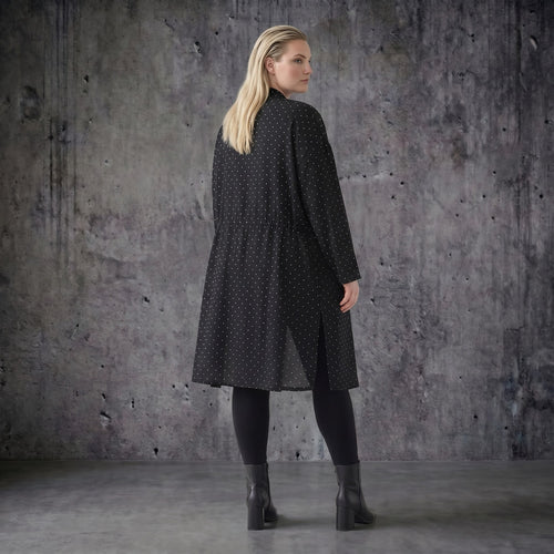 AKH Premium Cardigan aus Tencel Oversize Sommermantel Polka Dot Lagenlook bei Modeare Multibrand Store mit Stil