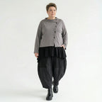 Oversize Feinstrick Jacke grau elastisch Übergangsjacke Damen AKH Premium Modeare stilvoll weich moderne Lagenlook Mode