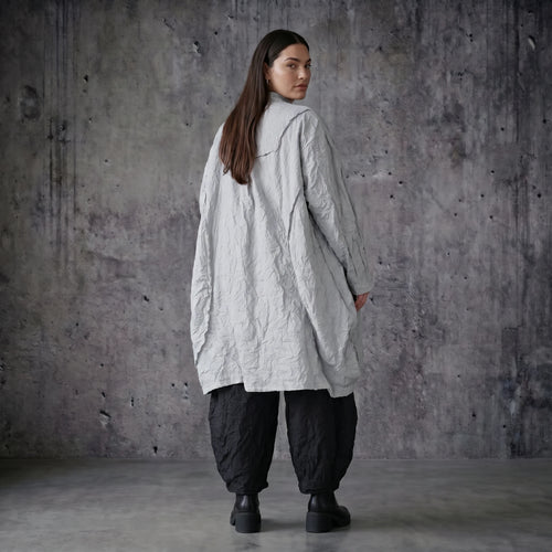 Oversize Crash Mantel Damen Ballonform leicht Sommer grau AKH Premium Modeare Avantgarde Jacke luftig Popeline Look modern