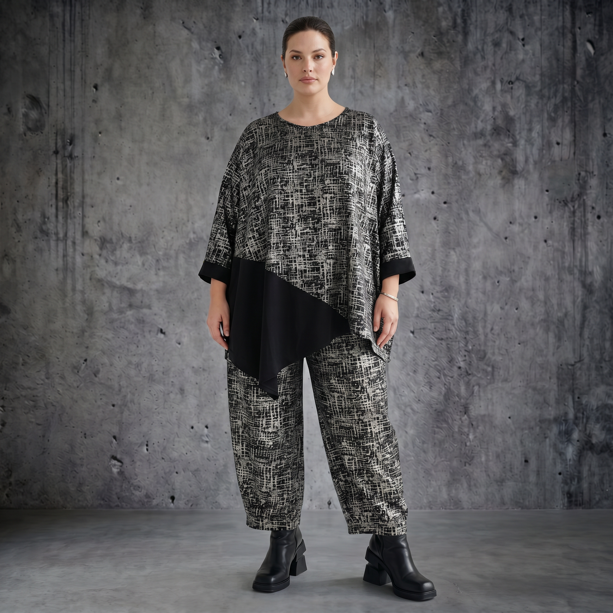 Ballonhose aus Jacquard Viskose Mix von AKH Premium bei Modeare Oversize Winter Lagenlook Damen Hose Schwarz