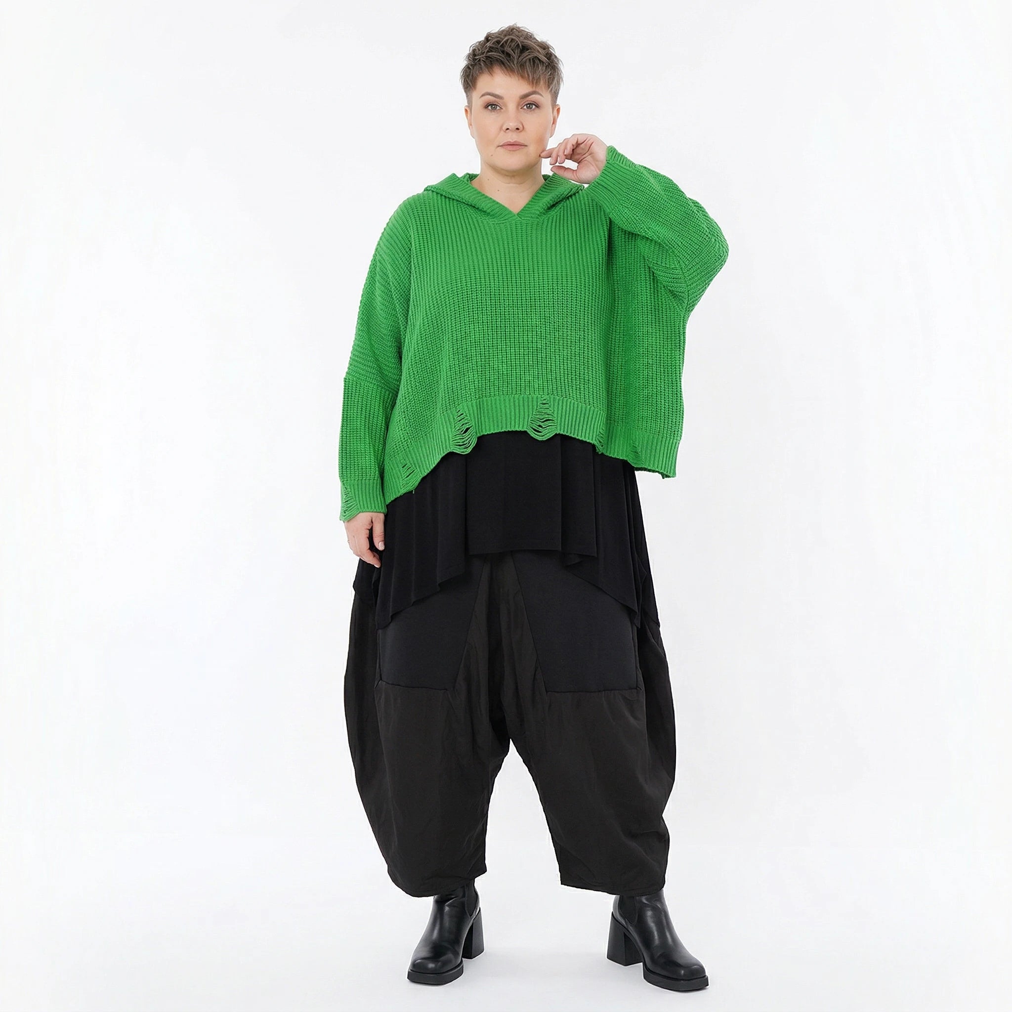Kastiges Strick Kapuzenshirt in Grün mit Destroyed Details im Oversize Look