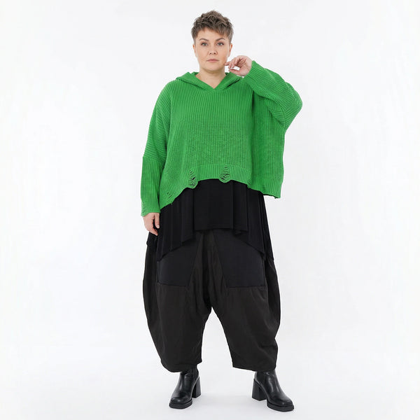 Apfelgrünes Strickshirt mit Kapuze in Destroyed Optik aus Baumwolle und Acryl kastig