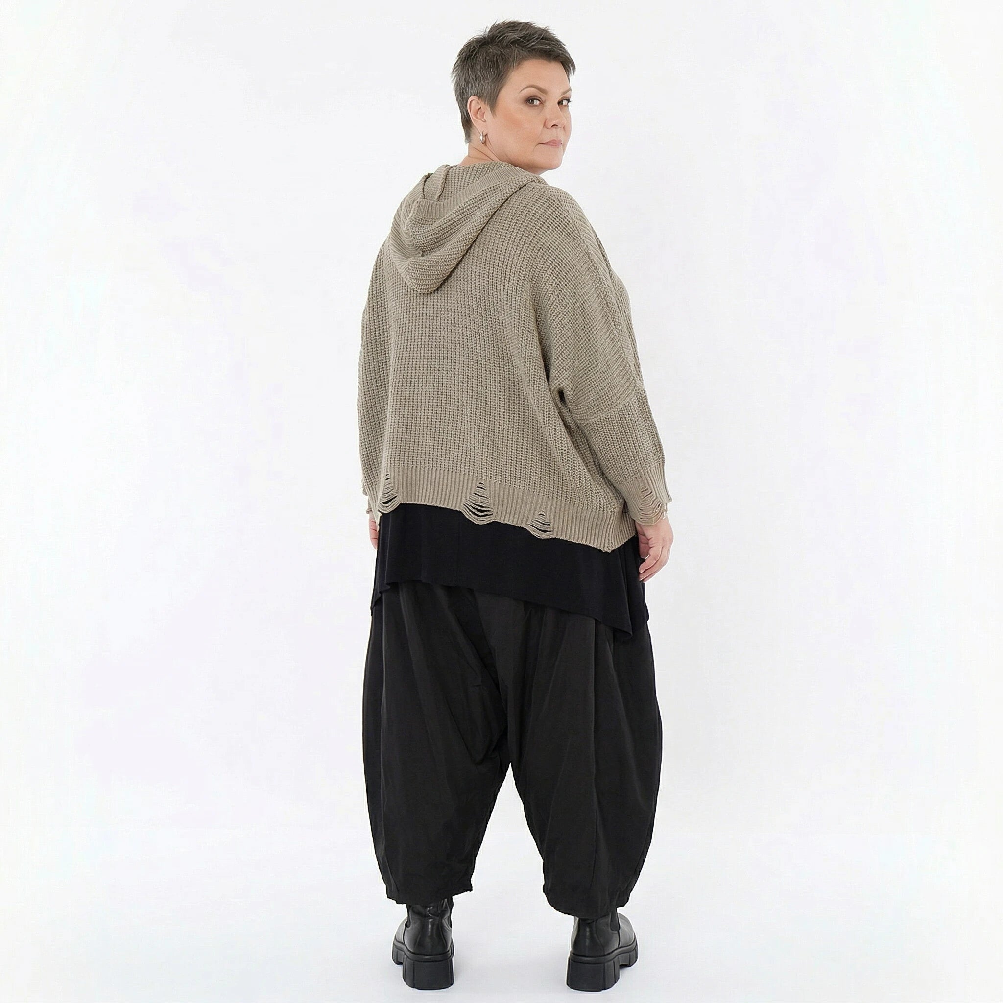 Oversize Strickshirt mit Kapuze im Lagenlook aus Baumwolle Acryl von AKH Premium bei Modeare für Damen in großen Größen