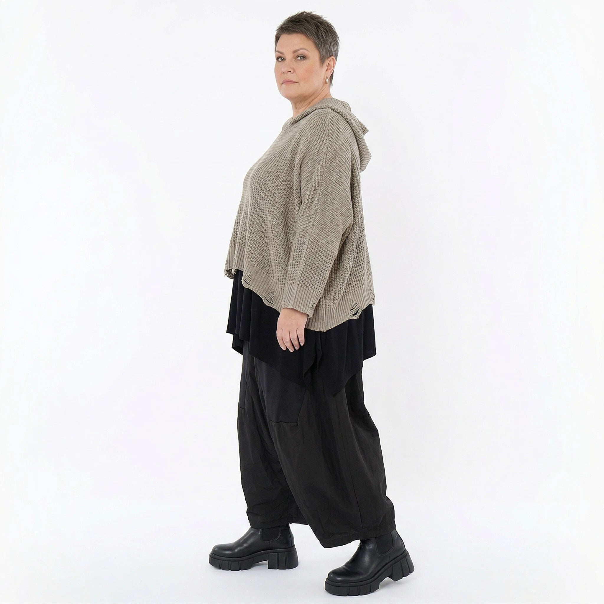 Oversize Strickshirt mit Kapuze im Lagenlook aus Baumwolle Acryl von AKH Premium bei Modeare für Damen in großen Größen