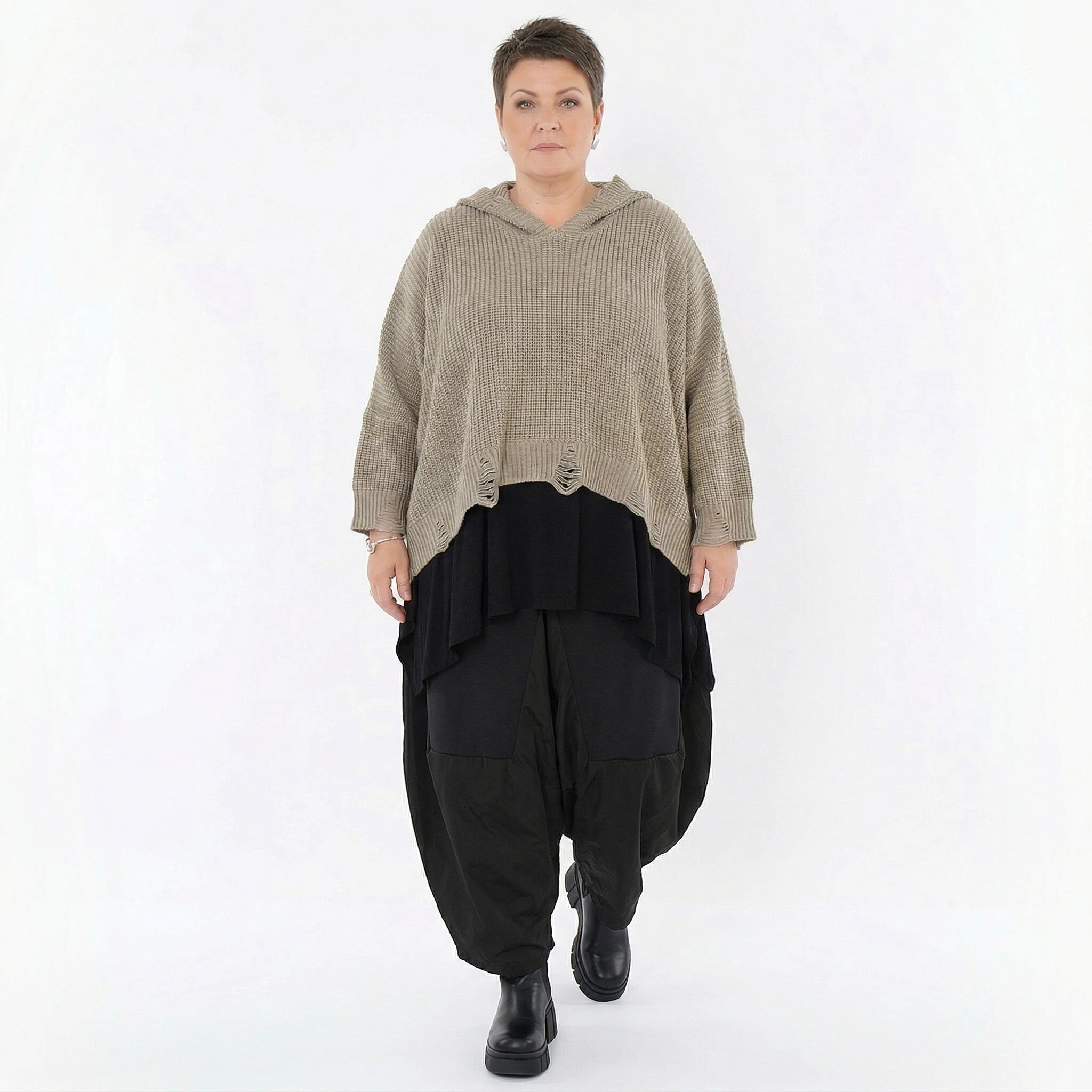 Oversize Strickshirt mit Kapuze im Lagenlook aus Baumwolle Acryl von AKH Premium bei Modeare für Damen in großen Größen