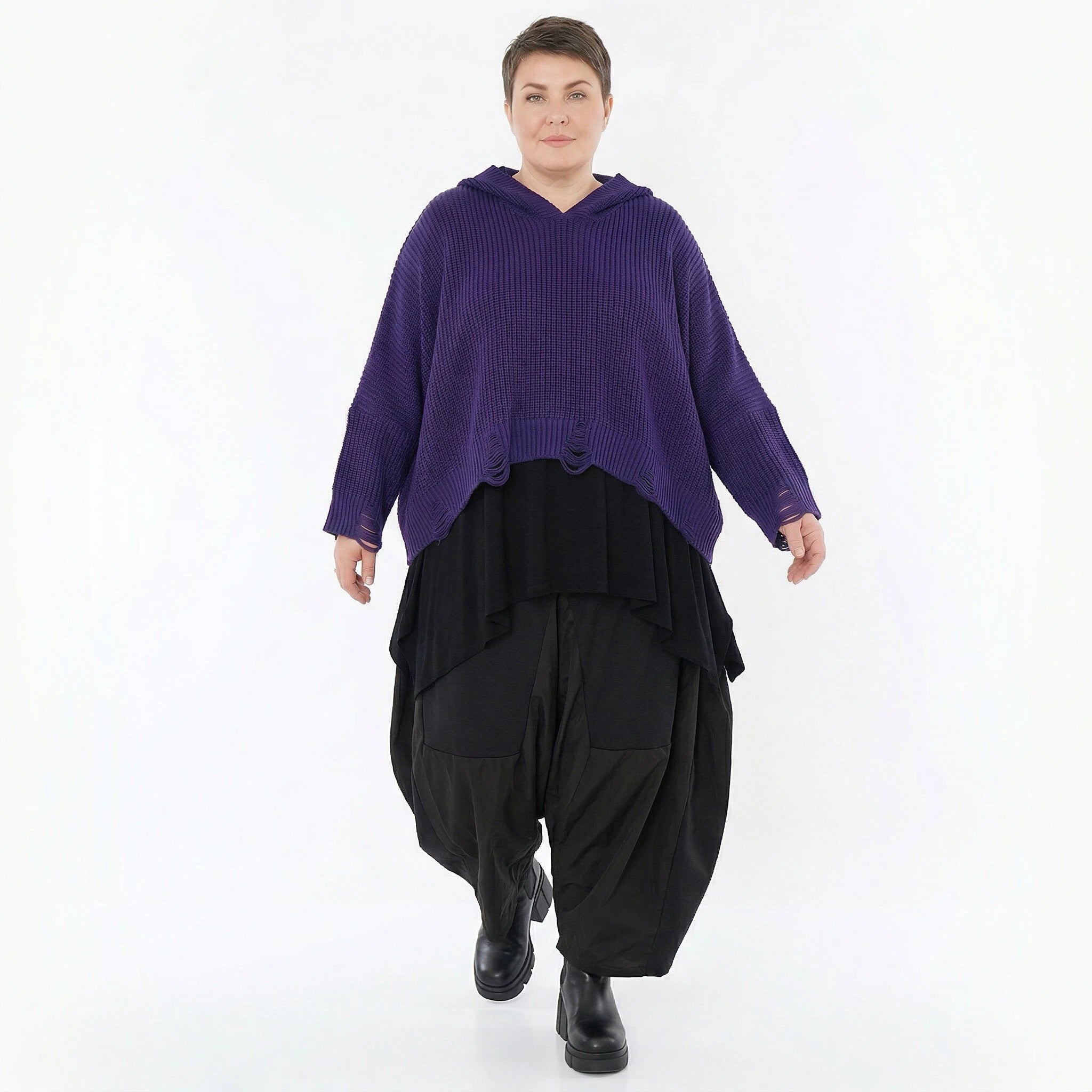 Oversize Strick Kapuzenshirt aus Baumwolle Acryl von AKH Premium bei Modeare - Avantgarde Lagenlook Pullover Damen