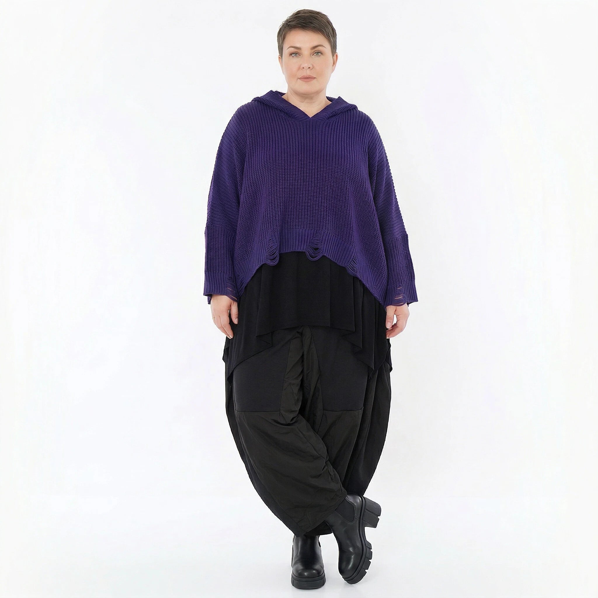 Oversize Strick Kapuzenshirt aus Baumwolle Acryl von AKH Premium bei Modeare - Avantgarde Lagenlook Pullover Damen