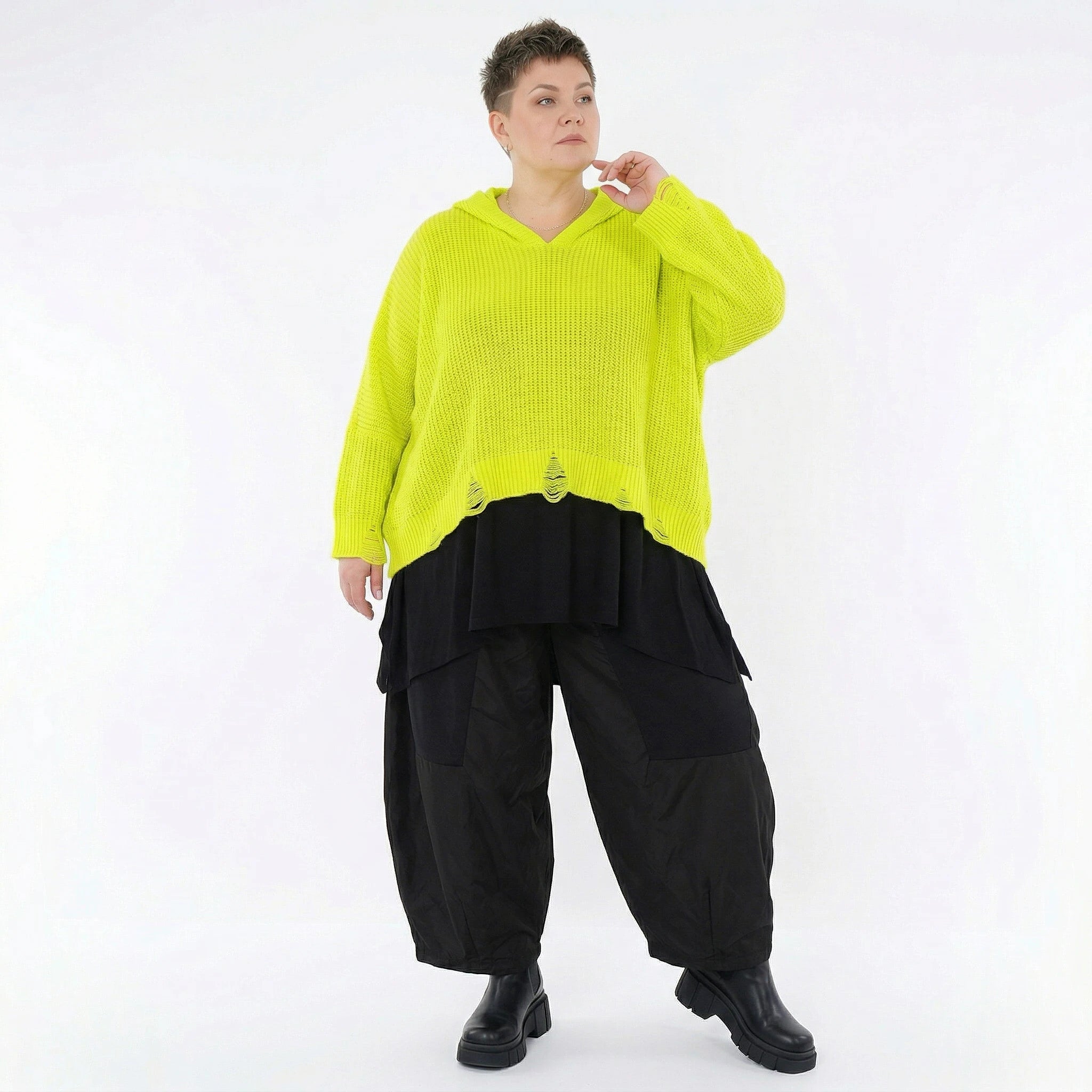 AKH Premium Strick Kapuzenshirt Oversize Neongelb Destroyed Look 50 Baumwolle 50 Acryl Made in Polen bei Modeare