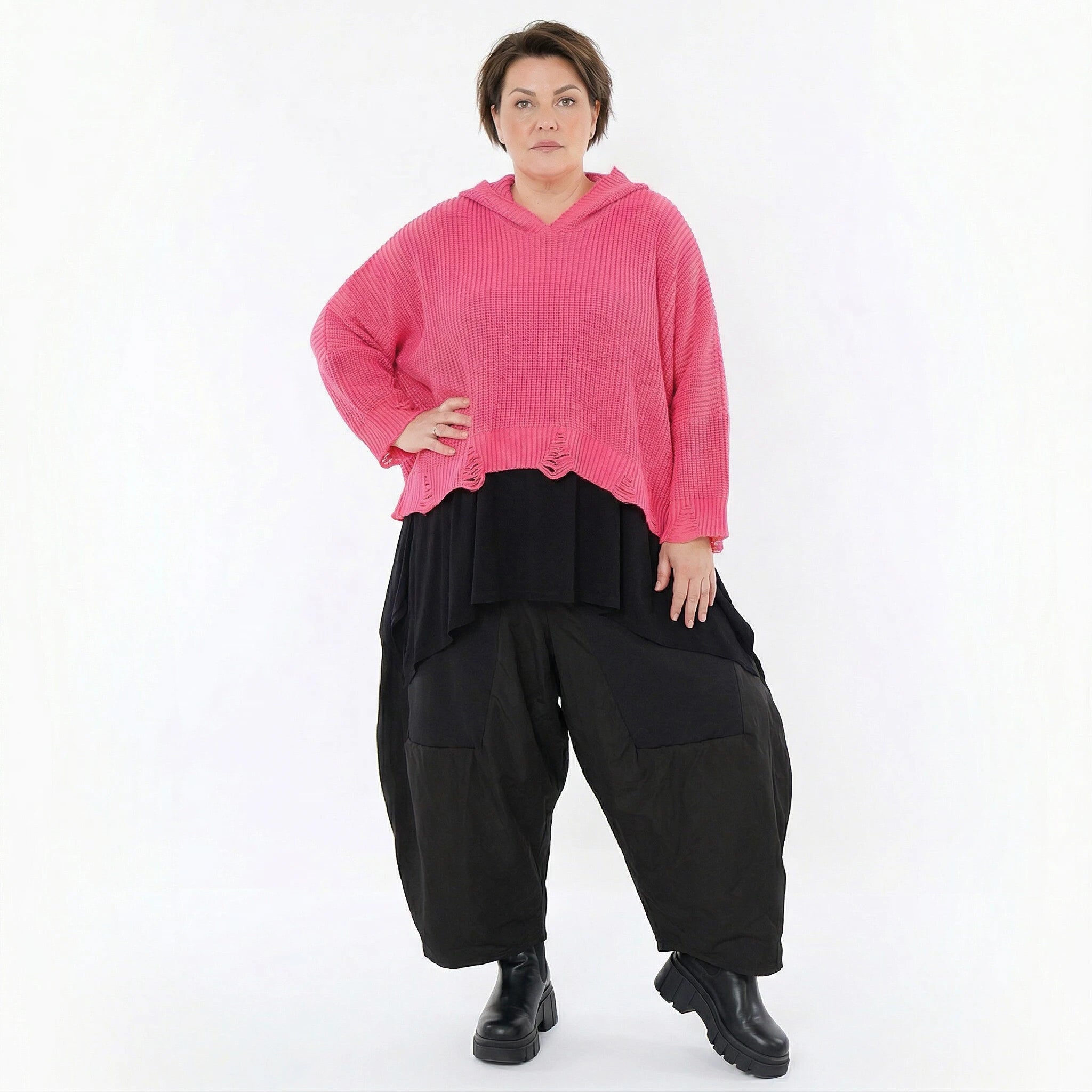 Oversize Strick Kapuzenshirt in Rosa aus Baumwolle Acryl von AKH Premium Modeare Damen Pullover Lagenlook kastig geschnitten