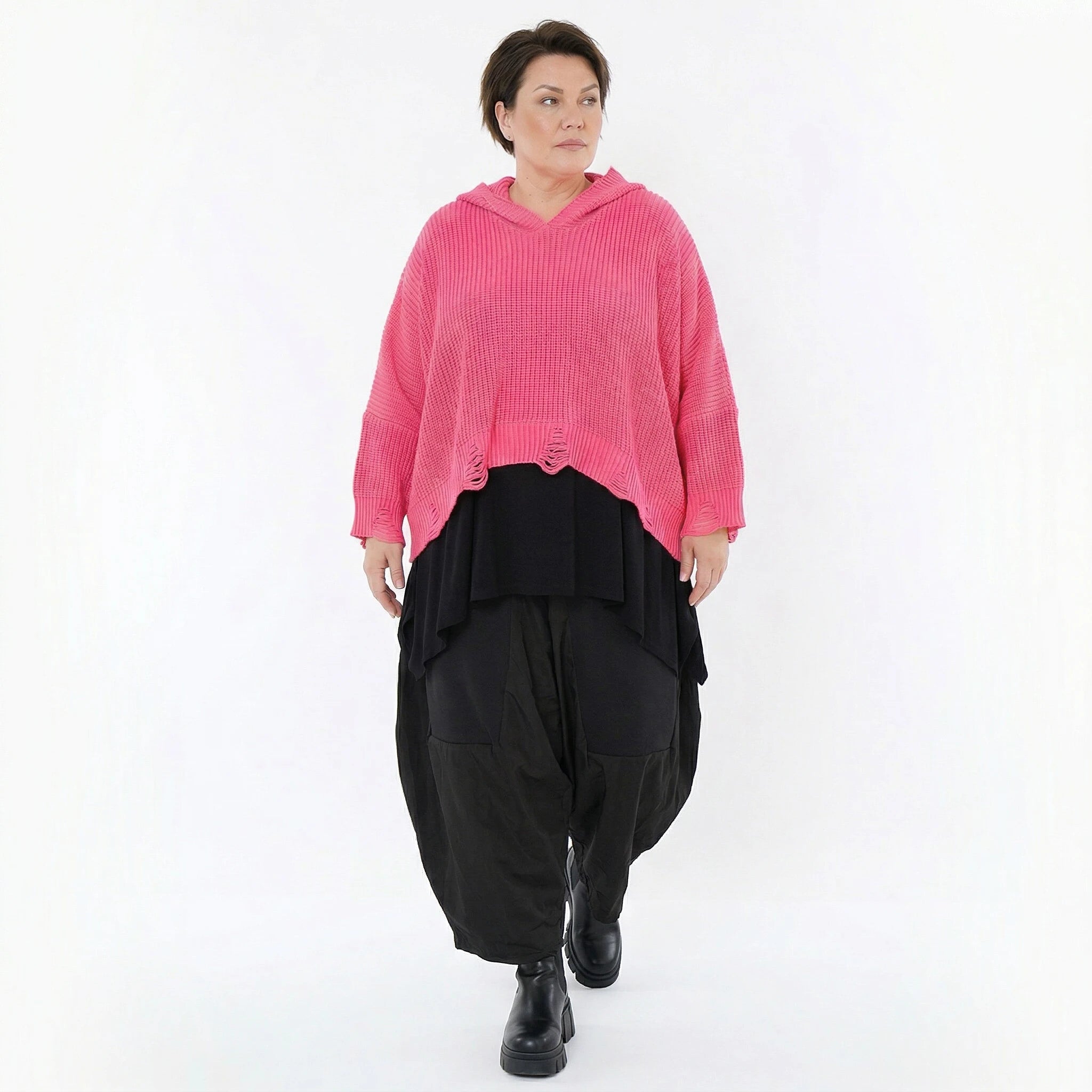 Oversize Strick Kapuzenshirt in Rosa aus Baumwolle Acryl von AKH Premium Modeare Damen Pullover Lagenlook kastig geschnitten