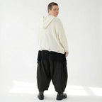 Oversize Strick Kapuzenshirt in Naturweiß aus Baumwolle Acryl von AKH Premium bei Modeare - Lagenlook Shirt weit