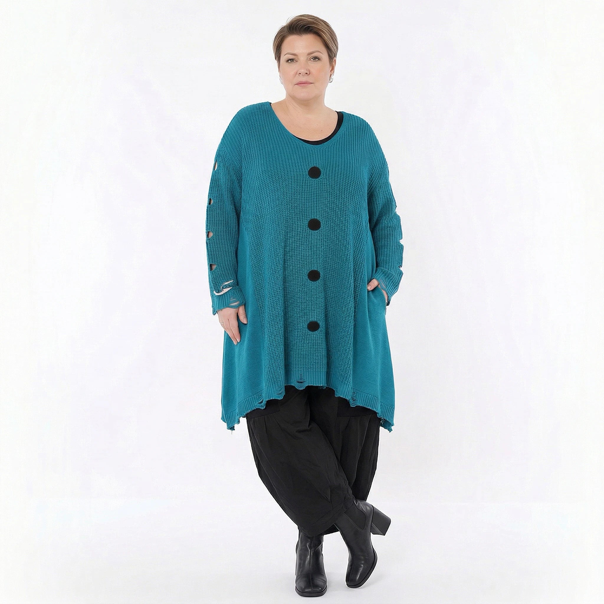 Oversize Strick Shirt A-Form mit Cut-Out Löchern Destroyed Look AKH Premium bei Modeare Damenmode große Größen
