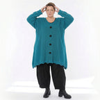 Oversize Strick Shirt A-Form mit Cut-Out Löchern Destroyed Look AKH Premium bei Modeare Damenmode große Größen