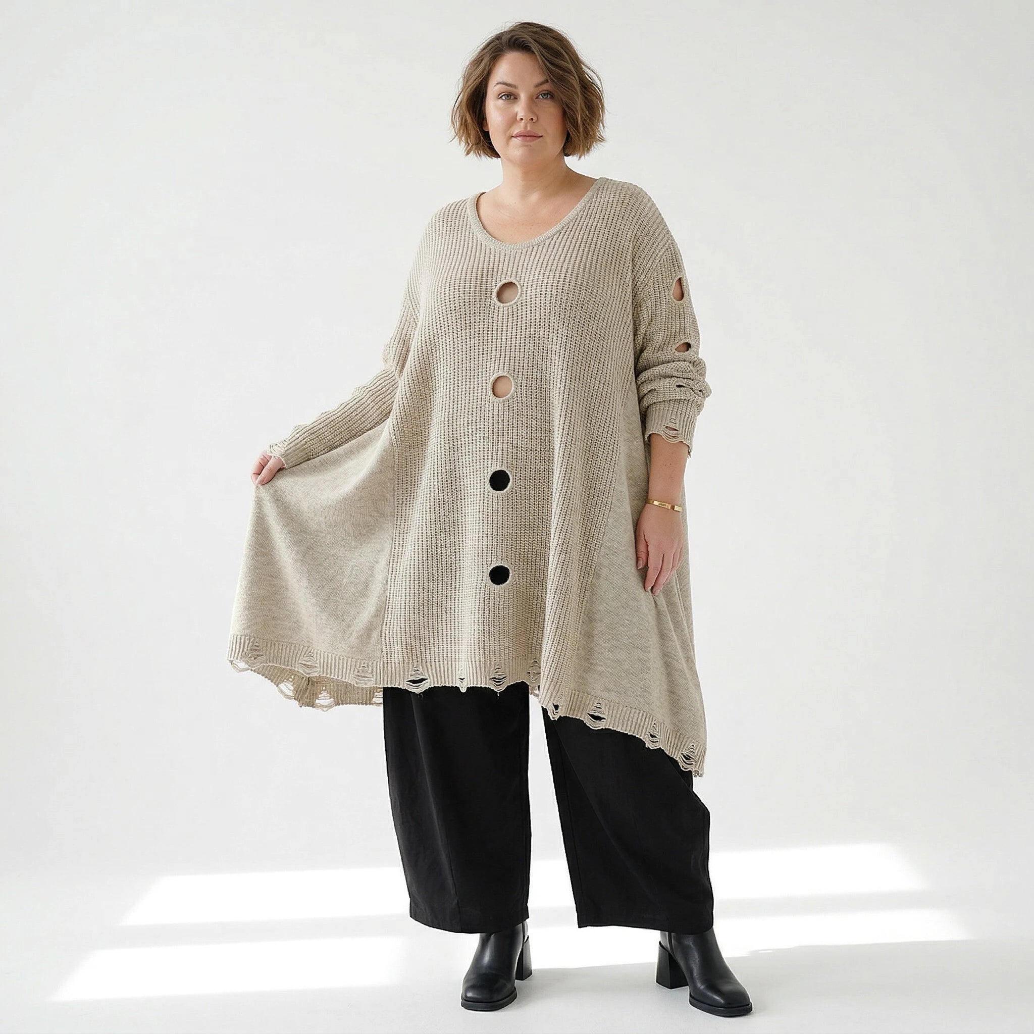 Oversize Strick Shirt A-Form mit Cut-Out Löchern Destroyed Look AKH Premium bei Modeare Damenmode große Größen