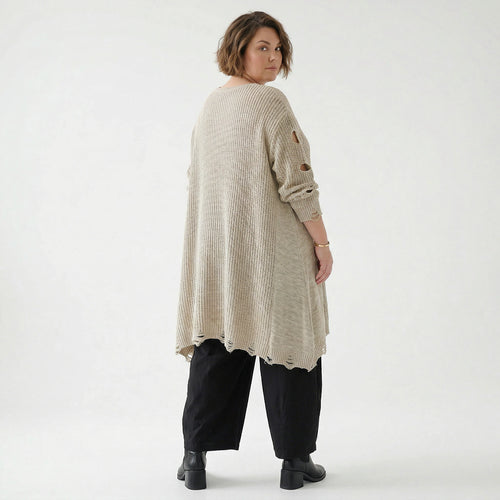 Oversize Strick Shirt A-Form mit Cut-Out Löchern Destroyed Look AKH Premium bei Modeare Damenmode große Größen