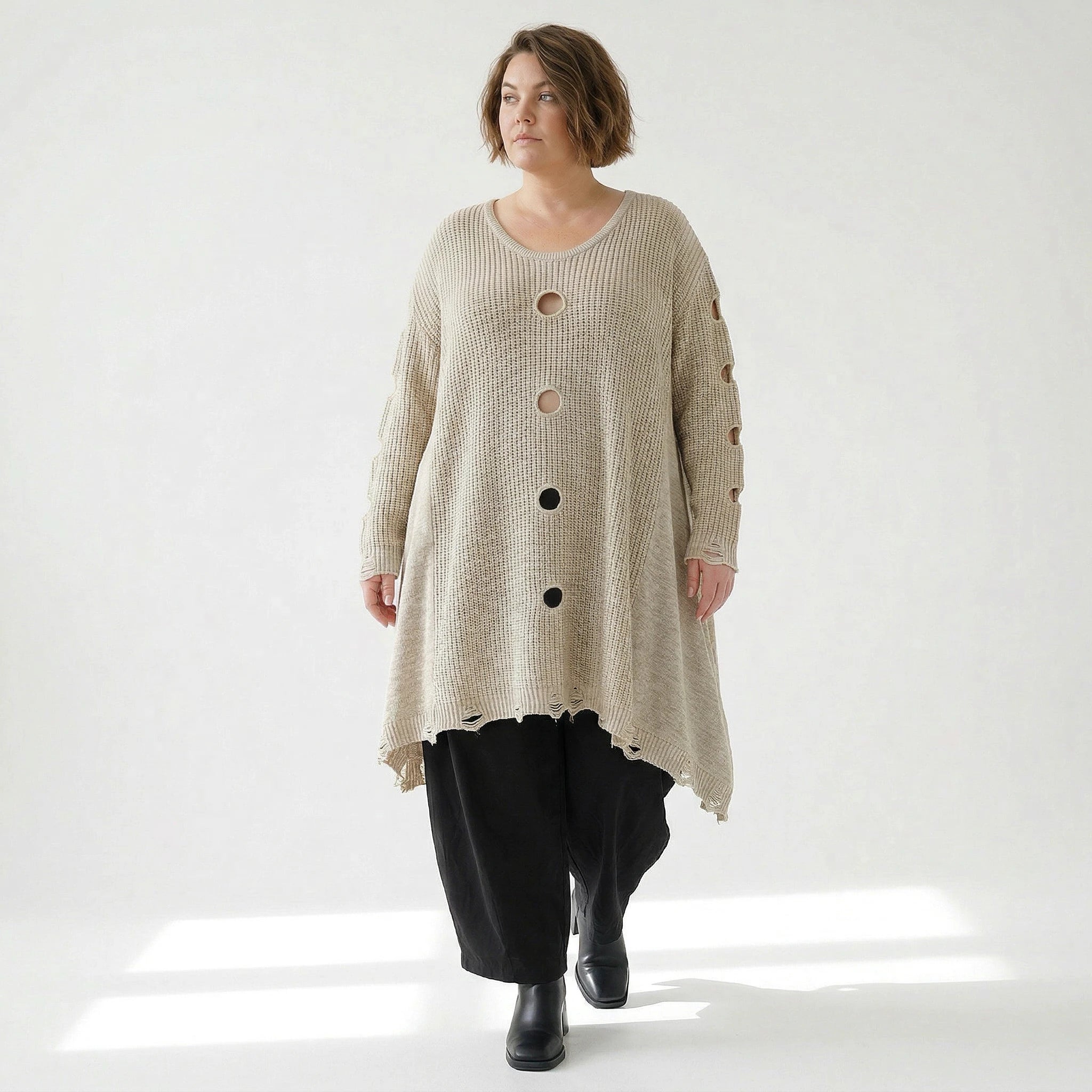 Oversize Strick Shirt A-Form mit Cut-Out Löchern Destroyed Look AKH Premium bei Modeare Damenmode große Größen