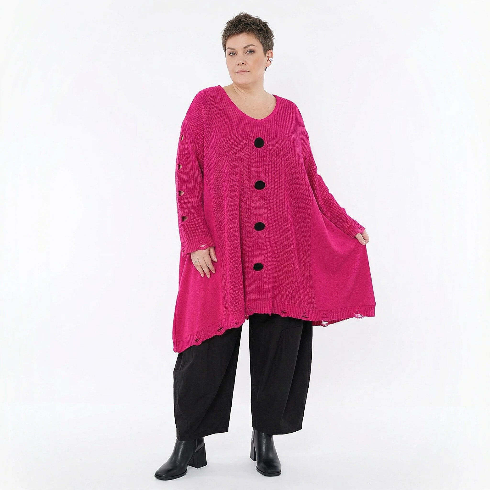 Oversize Strick Shirt A-Form mit Cut-Out Löchern Destroyed Look AKH Premium bei Modeare Damenmode große Größen