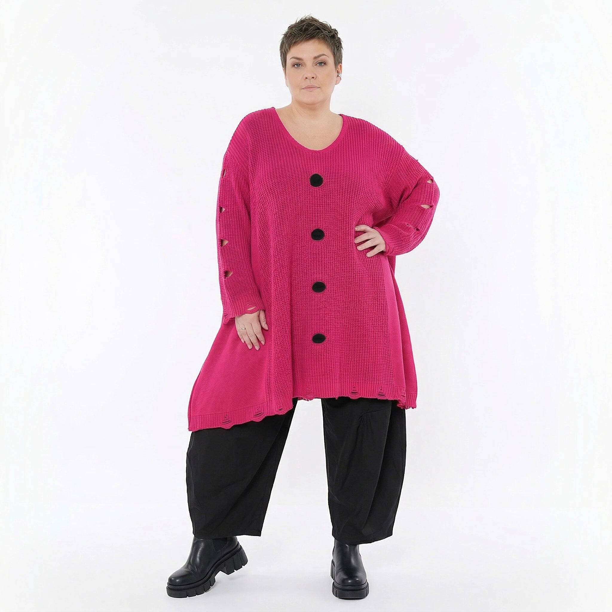 Oversize Strick Shirt A-Form mit Cut-Out Löchern Destroyed Look AKH Premium bei Modeare Damenmode große Größen