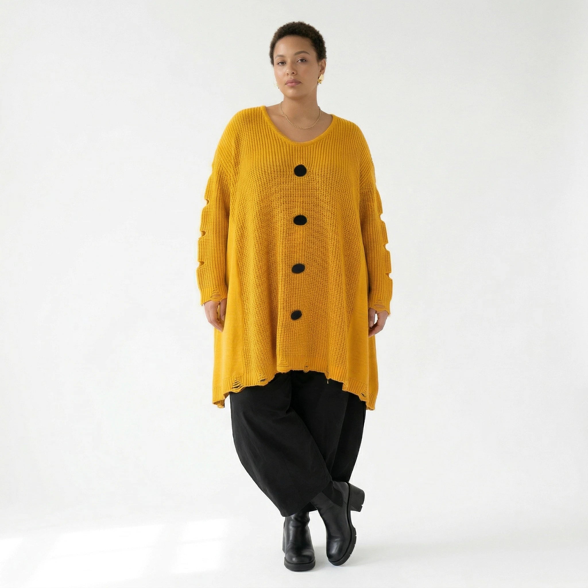 Oversize Strick Shirt A-Form mit Cut-Out Löchern Destroyed Look AKH Premium bei Modeare Damenmode große Größen