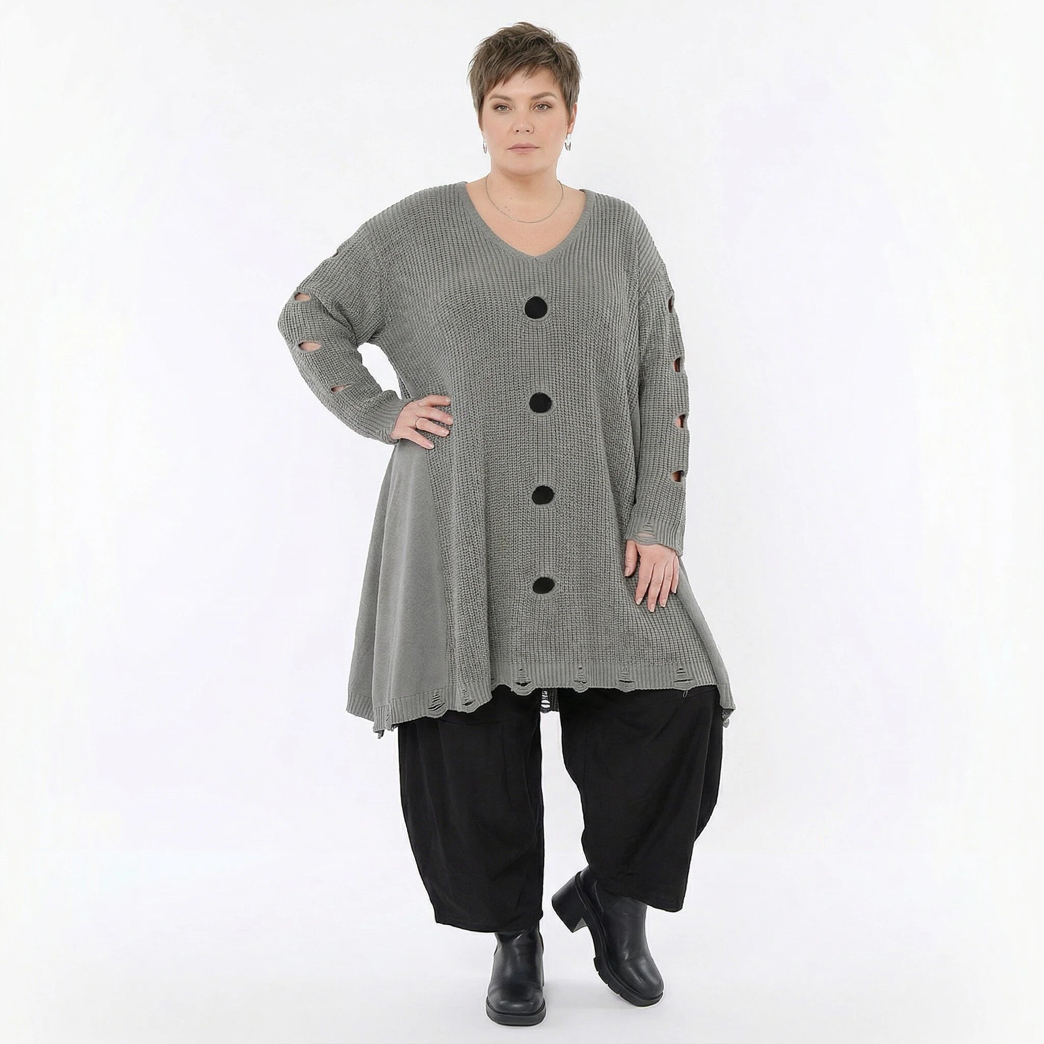 Oversize Strick Shirt A-Form mit Cut-Out Löchern Destroyed Look AKH Premium bei Modeare Damenmode große Größen
