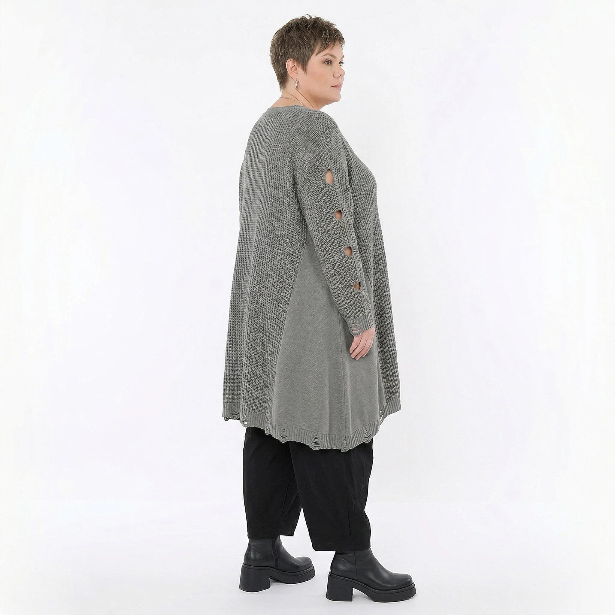 Oversize Strick Shirt A-Form mit Cut-Out Löchern Destroyed Look AKH Premium bei Modeare Damenmode große Größen