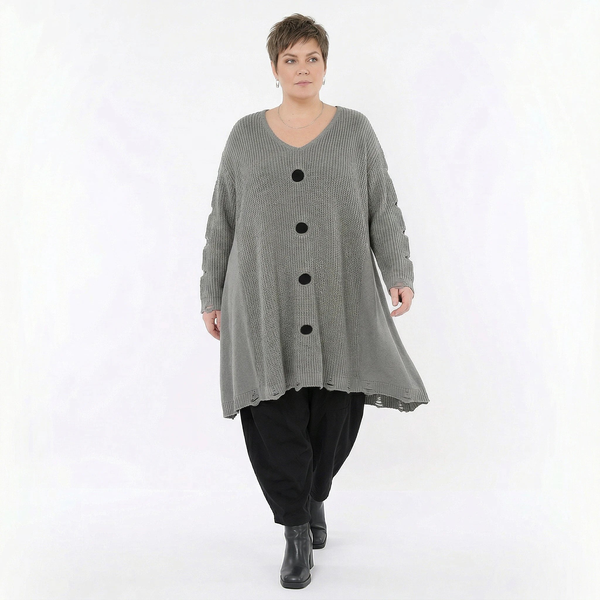 Oversize Strick Shirt A-Form mit Cut-Out Löchern Destroyed Look AKH Premium bei Modeare Damenmode große Größen