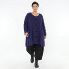 Oversize Strick Shirt A-Form mit Cut-Out Löchern Destroyed Look AKH Premium bei Modeare Damenmode große Größen