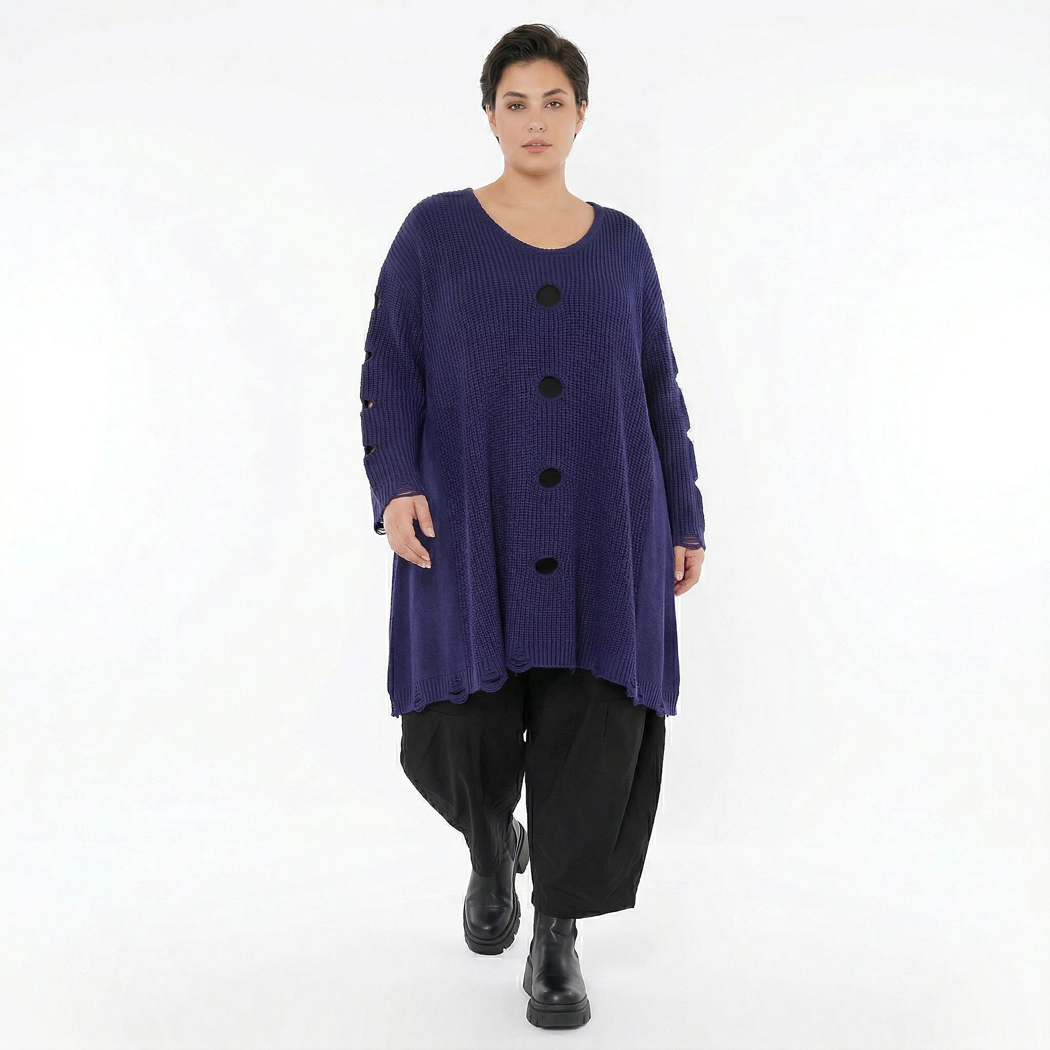 Oversize Strick Shirt A-Form mit Cut-Out Löchern Destroyed Look AKH Premium bei Modeare Damenmode große Größen