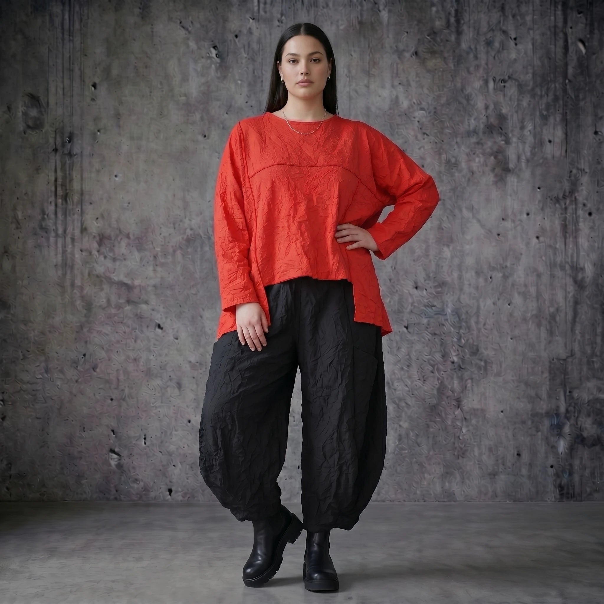 AKH Premium Crash Big Shirt Rot kastig Avantgarde Oversize Damenmode Sommer Popeline Modeare