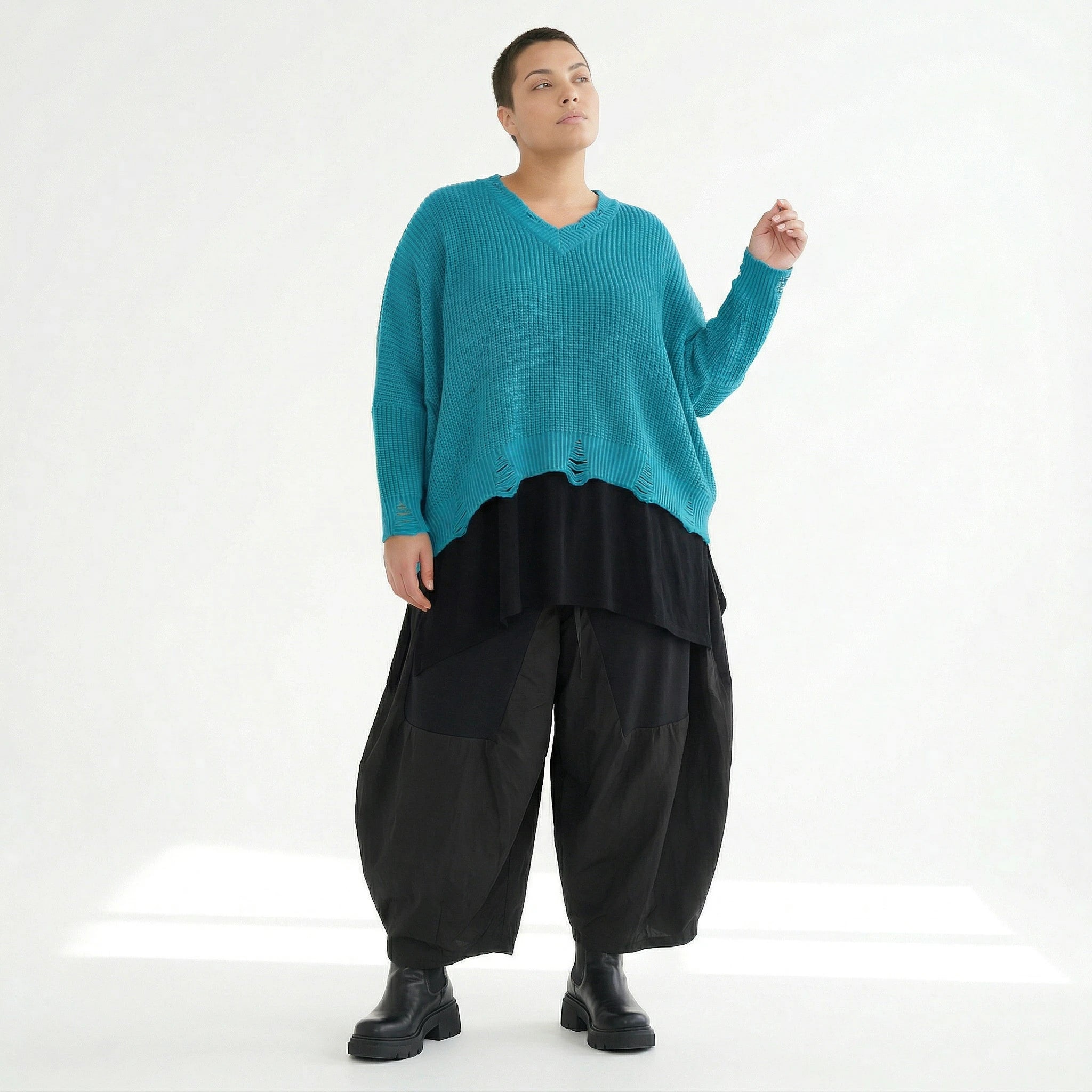 AKH Premium Strick Überwurf in Petrol mit V Ausschnitt Oversize Lagenlook Mode von Modeare für Damen in großen Größen