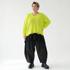 Kastiger Strick Überwurf Oversize mit Destroyed Optik aus Baumwolle Acryl AKH Premium bei Modeare für Lagenlook Damenmode
